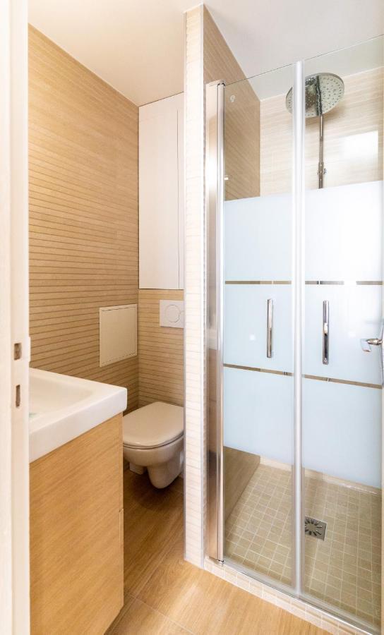 Hotel Capfun Le Saint Germain, Париж Екстериор снимка