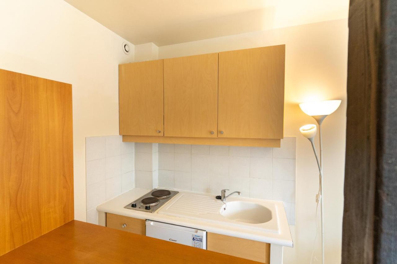 Hotel Capfun Le Saint Germain, Париж Екстериор снимка